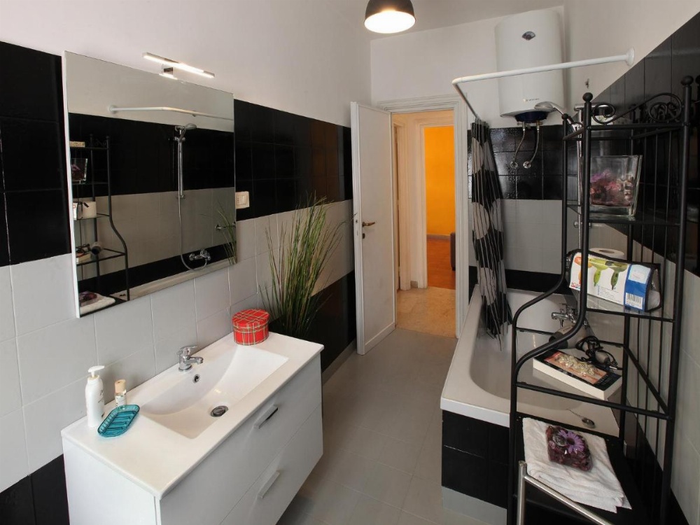 Marina Home Image 7